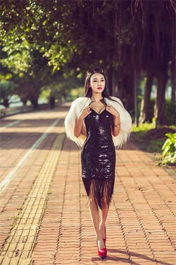 超级桃花运聂飞故事小说