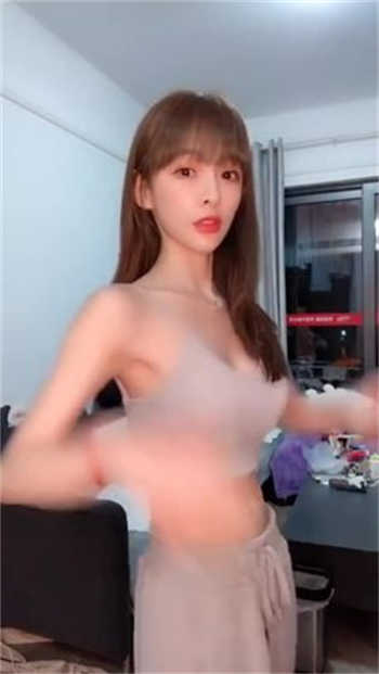 电车之狼r第一关过不了