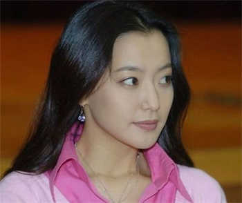 4s店女销售容易出轨吗