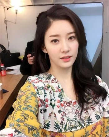 女生娇踹2分30秒不间断