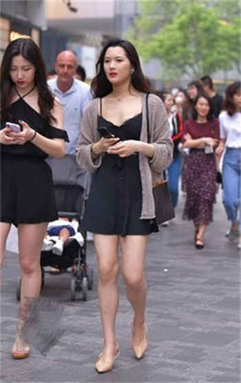 周星驰黄圣依4次