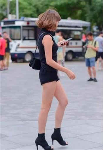 苏霞的无奈沉沦 无弹窗