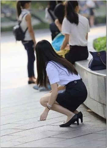摇摇椅吓人视频