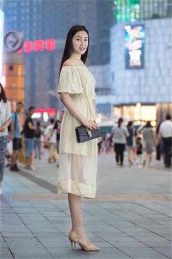 老板教女销售卖房电影