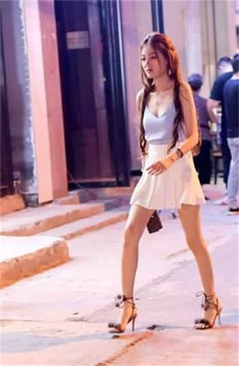 《漂亮主妇》
