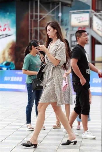 白天是母亲夜里是老婆