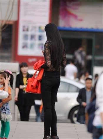 穿越共妻苏萱儿