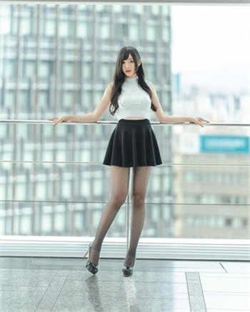 《嫡女傻妃王爷勾勾缠》