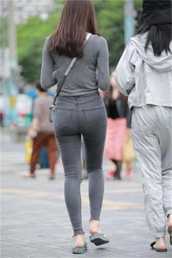 男军人巨蟒技师风采