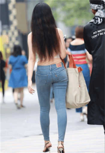 两个人妖 magnet
